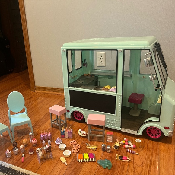 Our Generation Ice Cream Truck - Picture 1 of 7